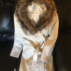 Guess ivory pea coat w/ detachable faux fur collar